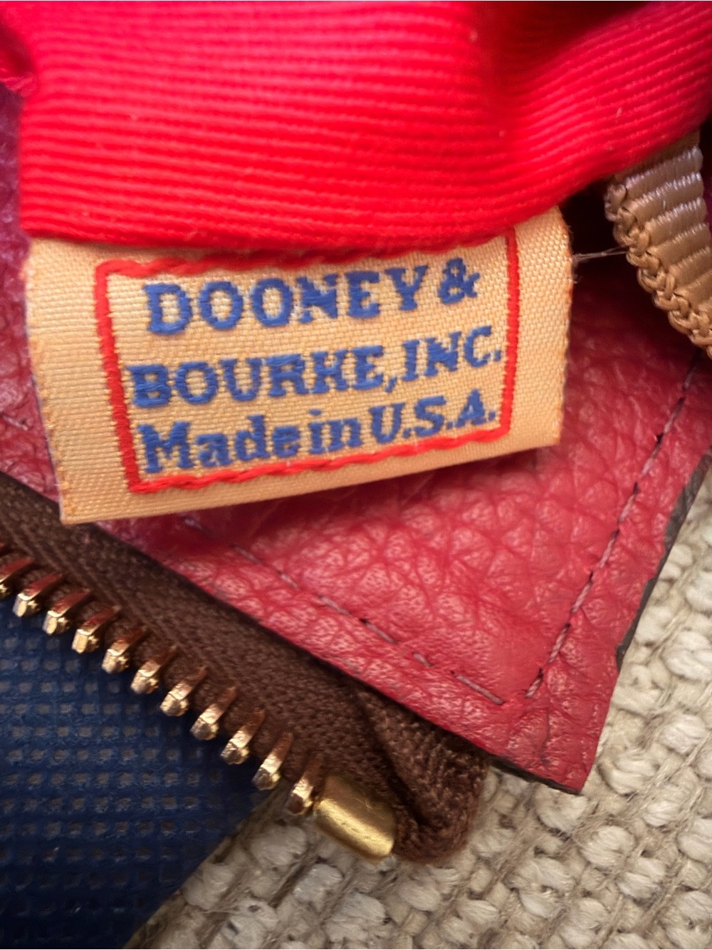 Dooney & Bourke Tassel Shoulder Bag Wine Pebble Leather NWT Made USA FA789B - Picture 8 of 13